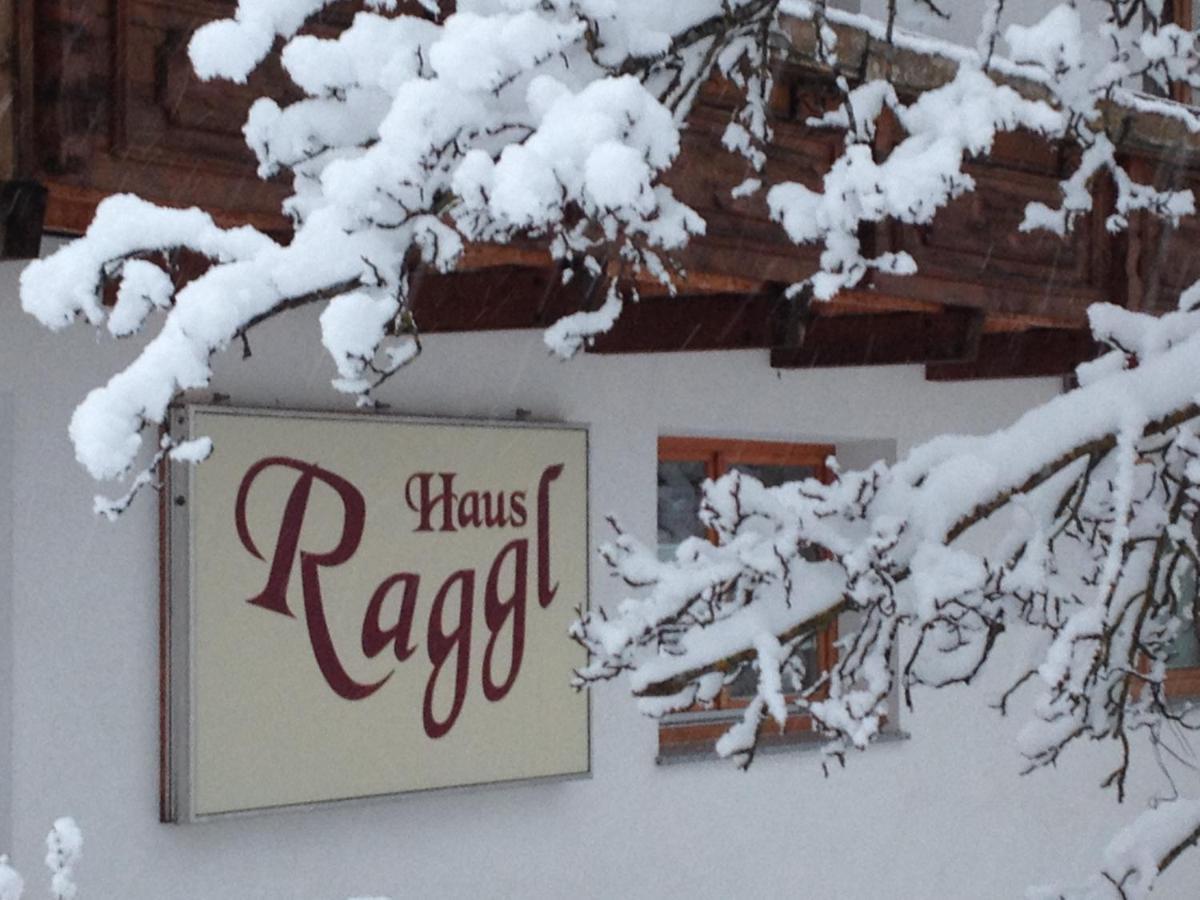 Apartamento Haus Raggl Landeck Exterior foto