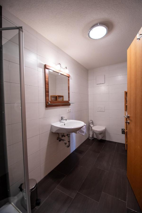 Apartamento Haus Raggl Landeck Exterior foto