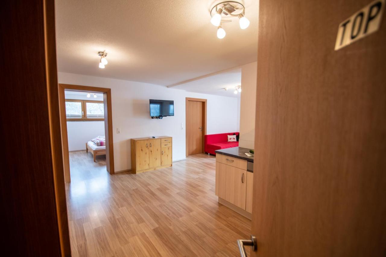 Apartamento Haus Raggl Landeck Exterior foto